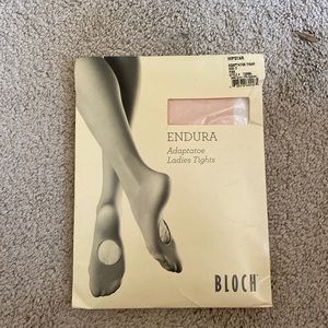 NWT BLOCH hipstar adaptatoe tights